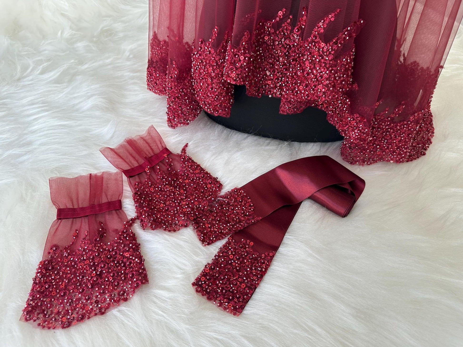 Henna Beaded Red Veil, Sash & Gloves Set – Eye-Catching Kina Duvagi Henna-Nacht