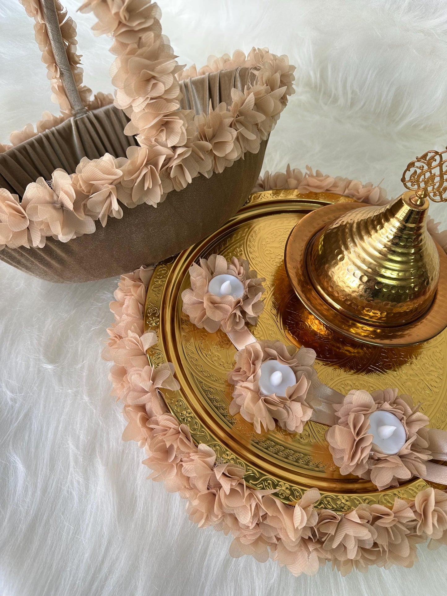 Henna Basket & Tray with Gold Dome, Floral Accents Emerald Velvet kinagecesi tepsi sepet