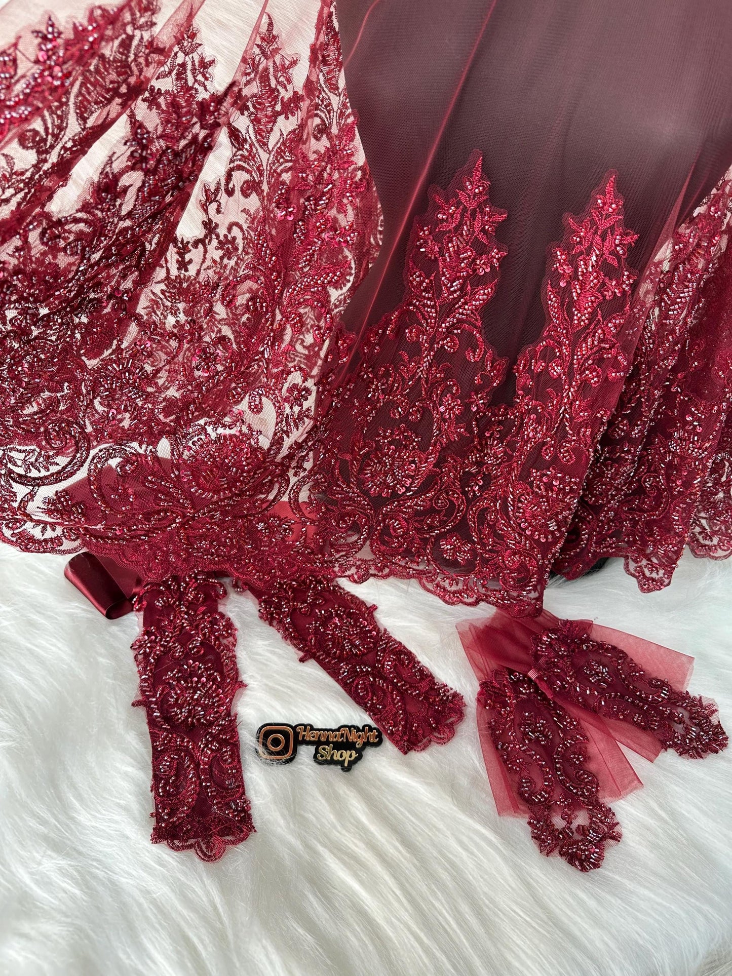 red henna veil with stones and beaded. also there are belt and gloves with properties