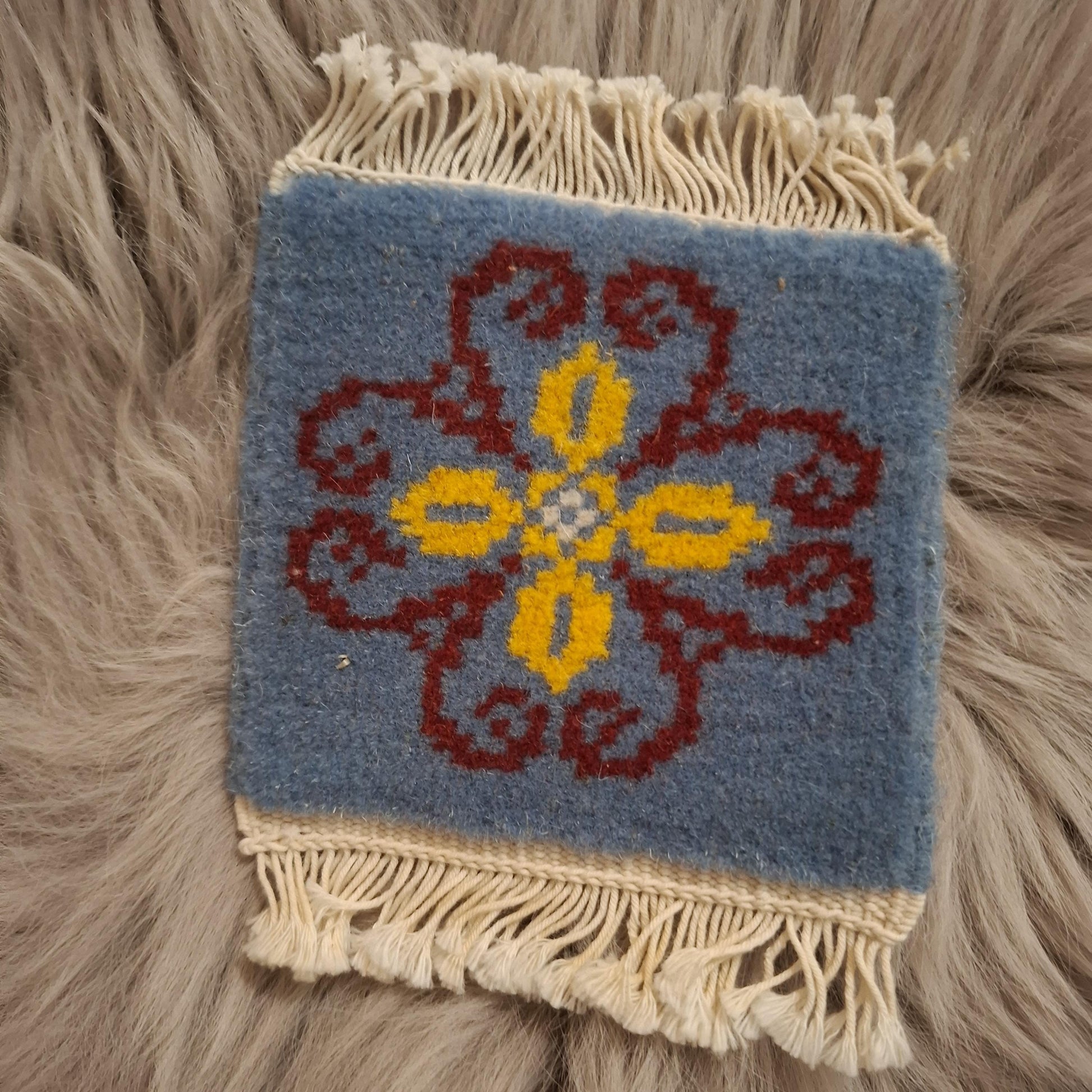 Handmade Real Carpet Mini Rug Coasters for Glasses and cups