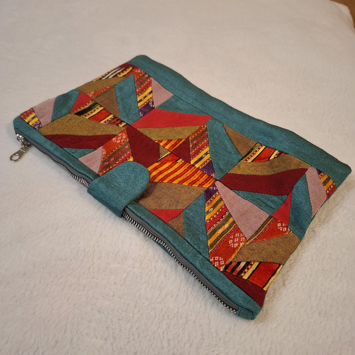 Handmade Bag Retro Patchwork Zippered Bag (40-Patch Design)