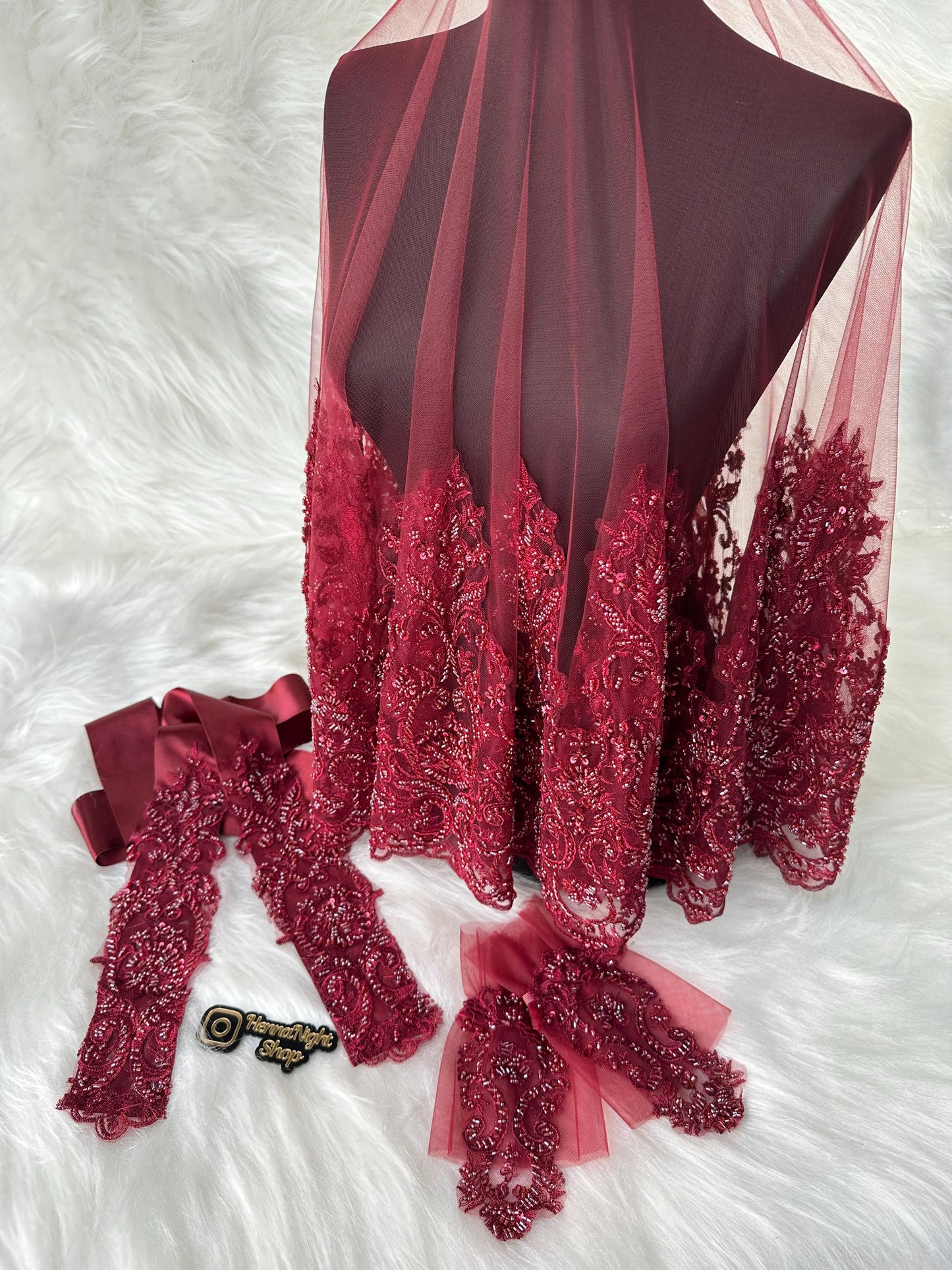 red henna veil with stones and beaded. also there are belt and gloves with properties