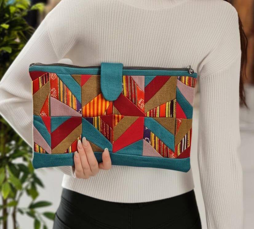 Handmade Bag Retro Patchwork Zippered Bag (40-Patch Design)