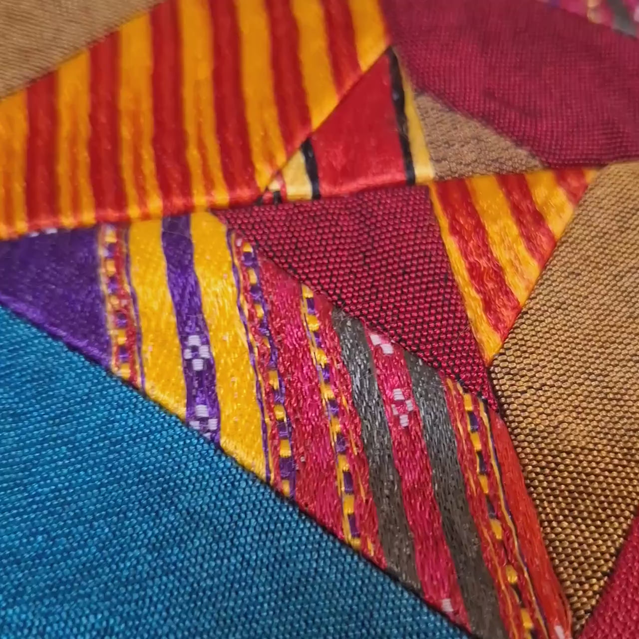 Handmade Bag Retro Patchwork Zippered Bag (40-Patch Design)