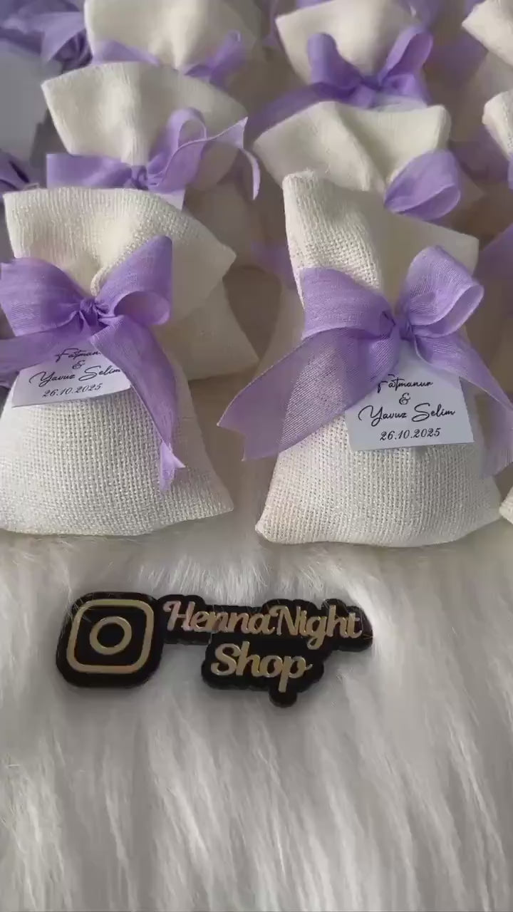 Personalized Flower Hair Clip Favor, Custom Name Tag, Party Gift